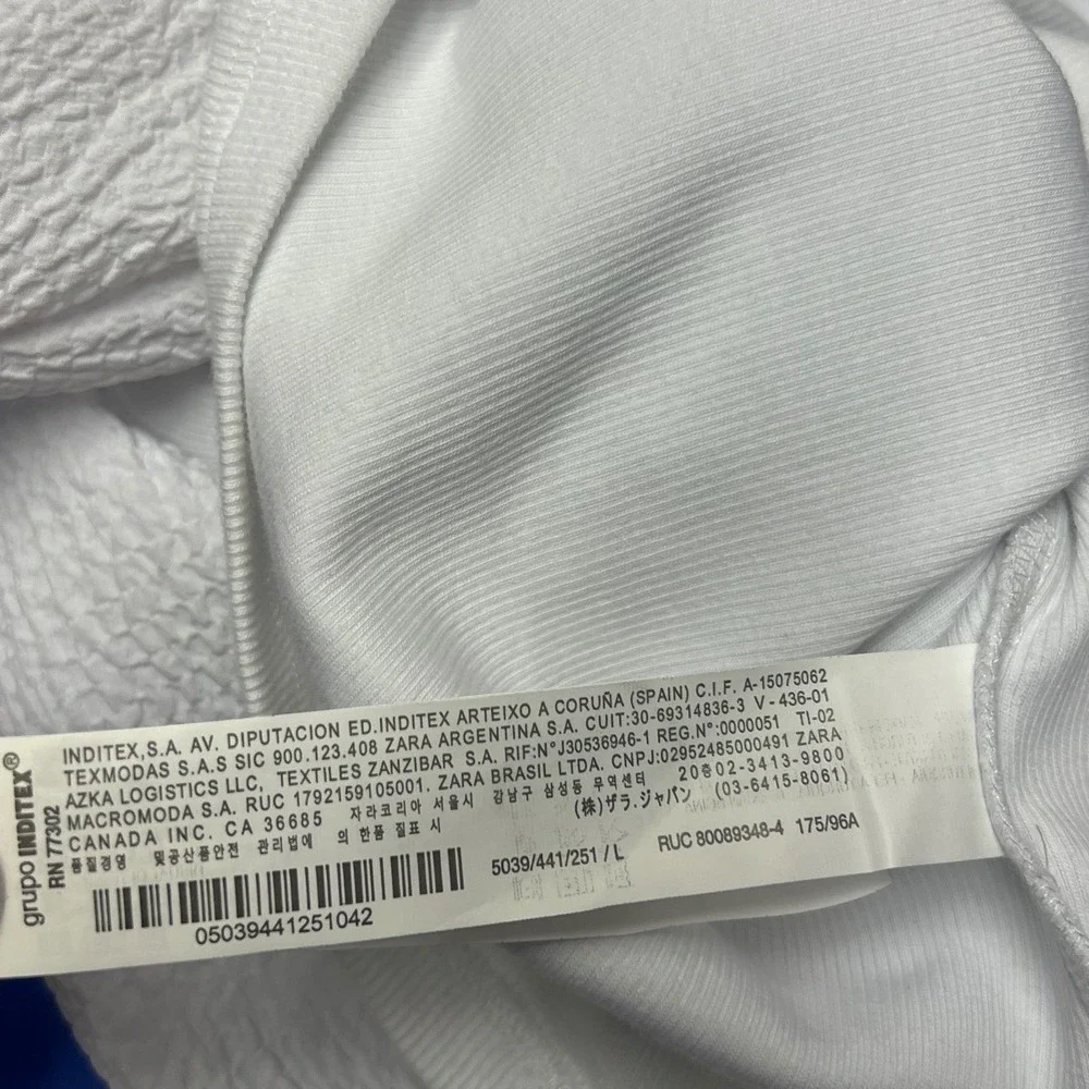 Zara Top Statement Ribbed Knit V‎ Neck White Puff Seersucker Sleeve Turkey L